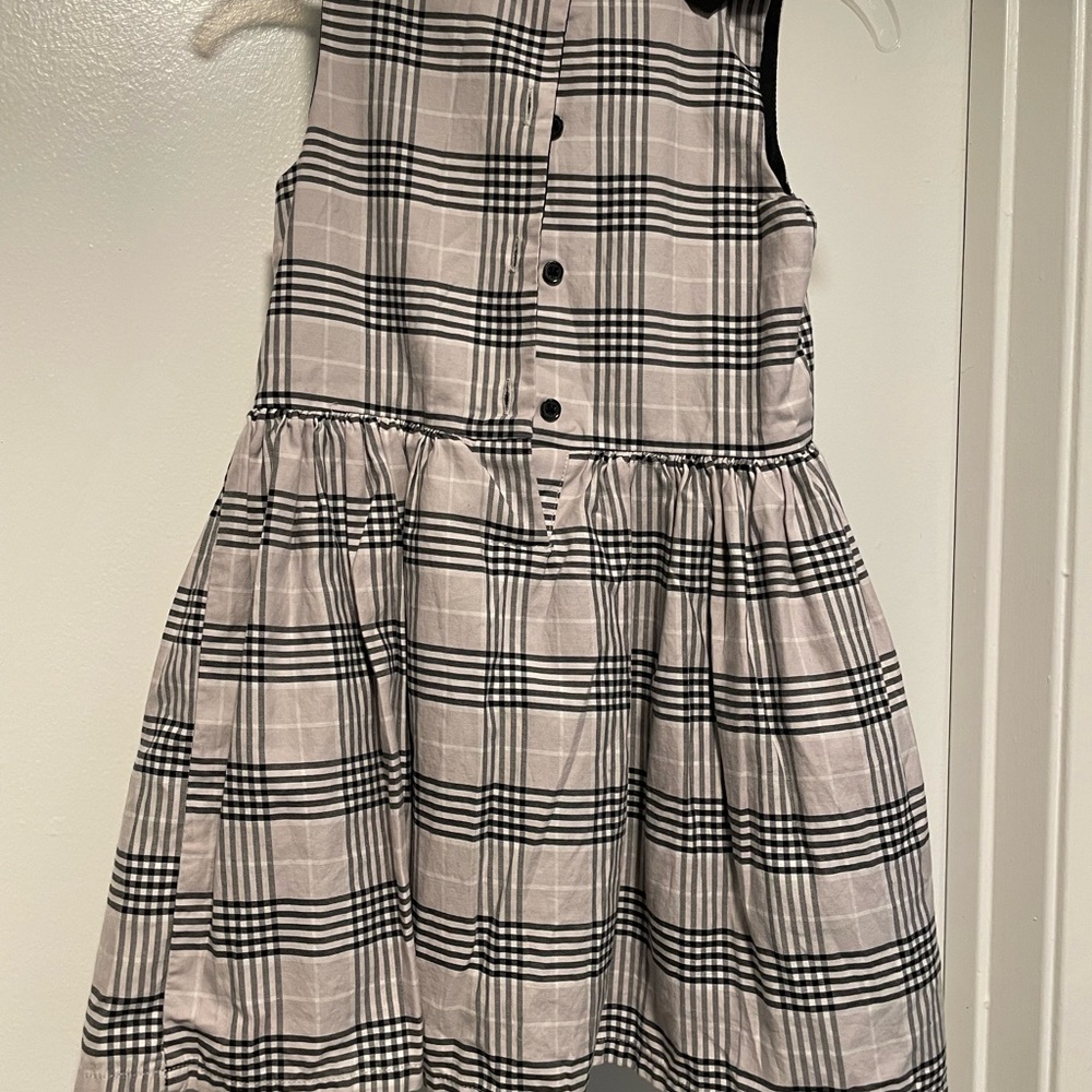 Girls dress with bows on shoulder